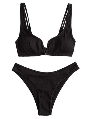 Zaful + Two Pieces Ribbed Padded V-Wired High Cut Swimsuit
