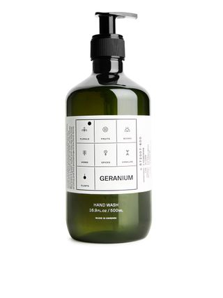 Arket + Hand Wash in Geranium