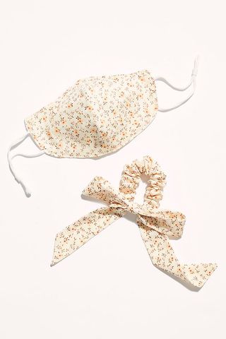 Free People + Mask & Bow Floral Pack