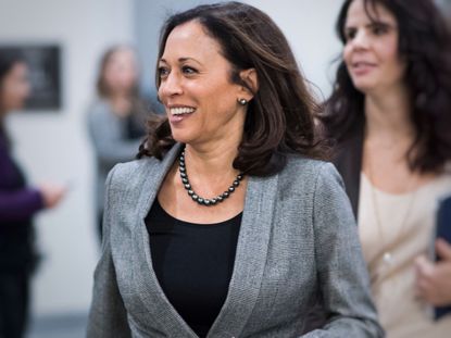 Kamala Harris Has Worn Her Signature Pearls for 35 Years Who What Wear