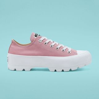Converse + Chuck Taylor All Star Lugged in Lotus Pink