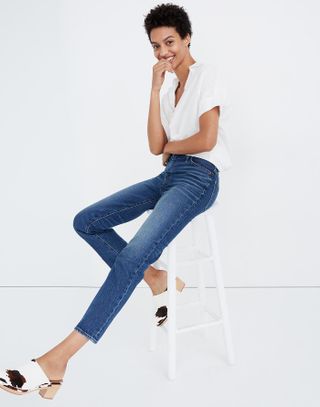 Madewell + Mid-Rise Classic Straight Jeans in Carsondale Wash