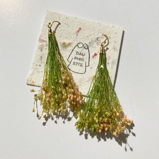 Dauphinette + Mini Bouquet Earrings in Blush