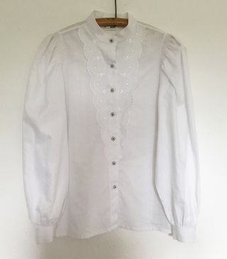 Vintage + Cute Blouse With Broderie Anglais