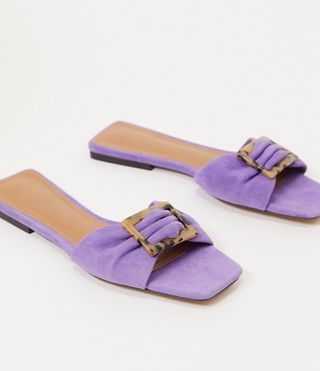 Who What Wear + Margaruite Buckle Flat Sandals in Purple Leather