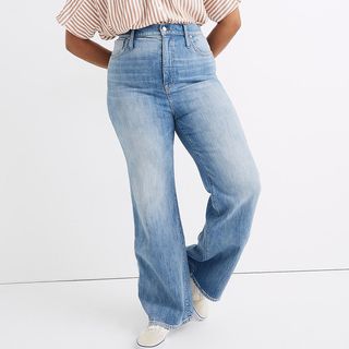 Madewell + 11-Inch High-Rise Flare Jeans in Arbordale Wash