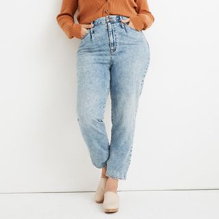 Madewell + The Pleated Momjean in Phair Wash
