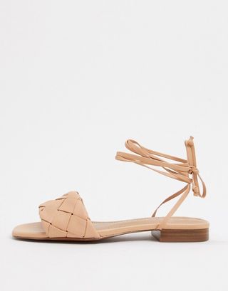 Who What Wear + Marlena Woven Tie Up Flat Sandals in Blush Leather