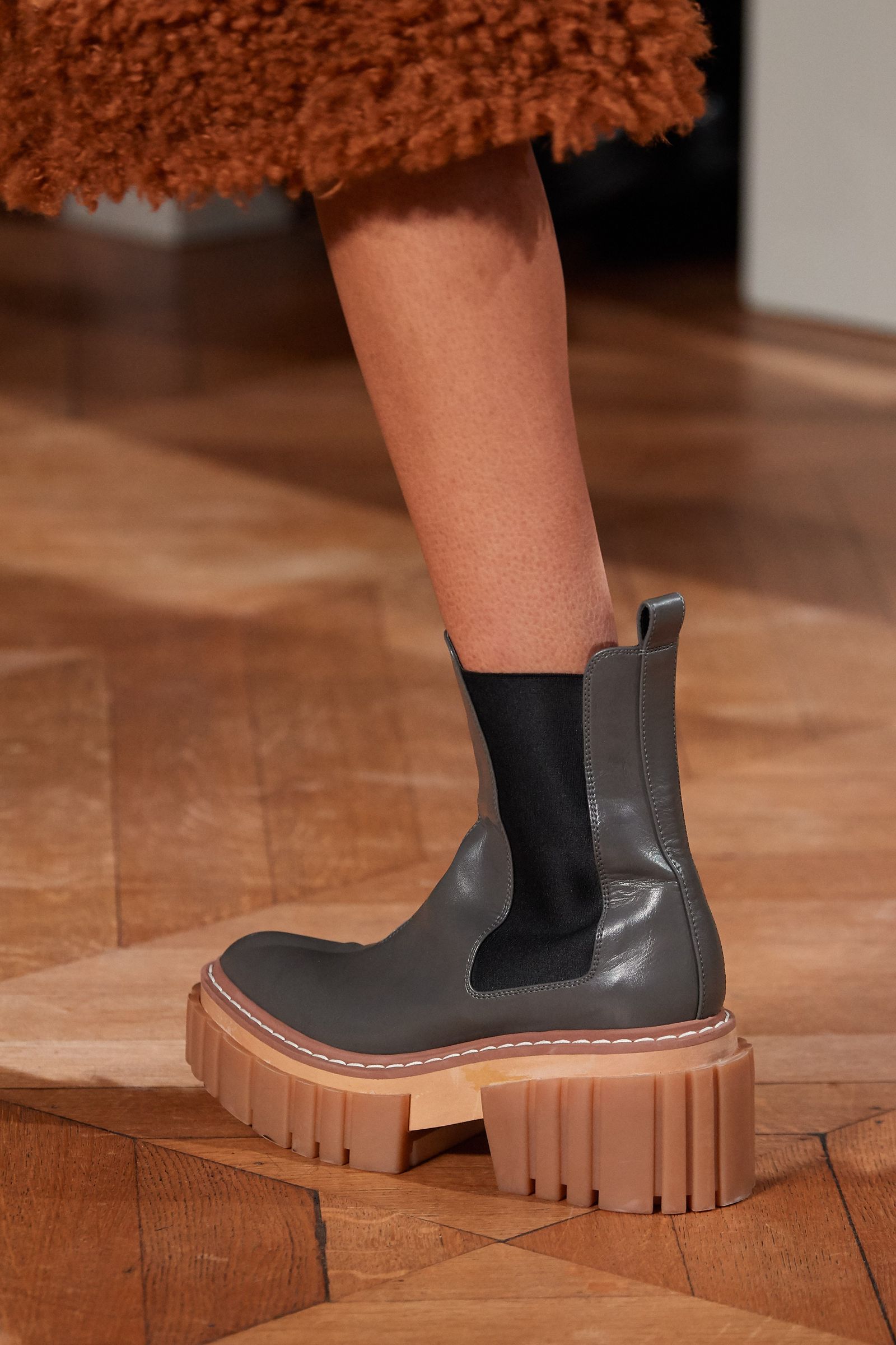 Chunky Boots Will Be Fall 2022's Biggest Boot Trend | Who What Wear