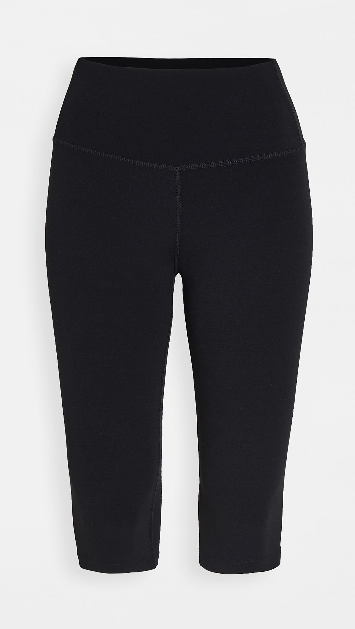 Kendall Jenner Wore the Controversial Capri Legging Trend Who What Wear