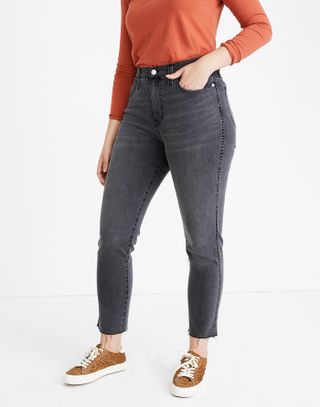 Madewell + Stovepipe Jeans in Cement Wash: Raw-Hem Edition