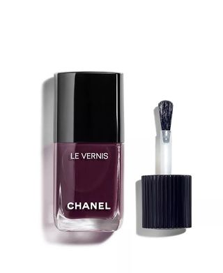 Chanel + Le Vernis Longwear Nail Colour in Oiseau de Nuit