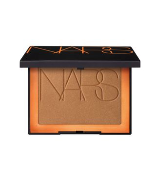 Nars + Bronzing Powder in Laguna