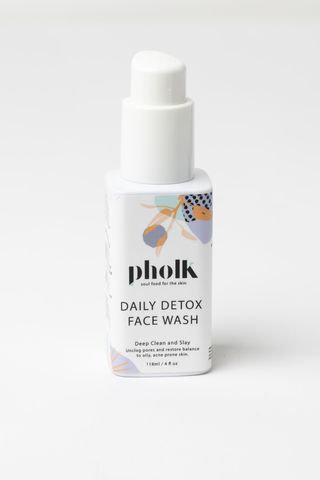 Pholk Beauty + Daily Detox Face Wash
