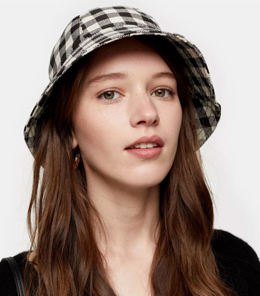 27 Bucket-Hat Outfits That We're Betting You'll Want to Try | Who What Wear