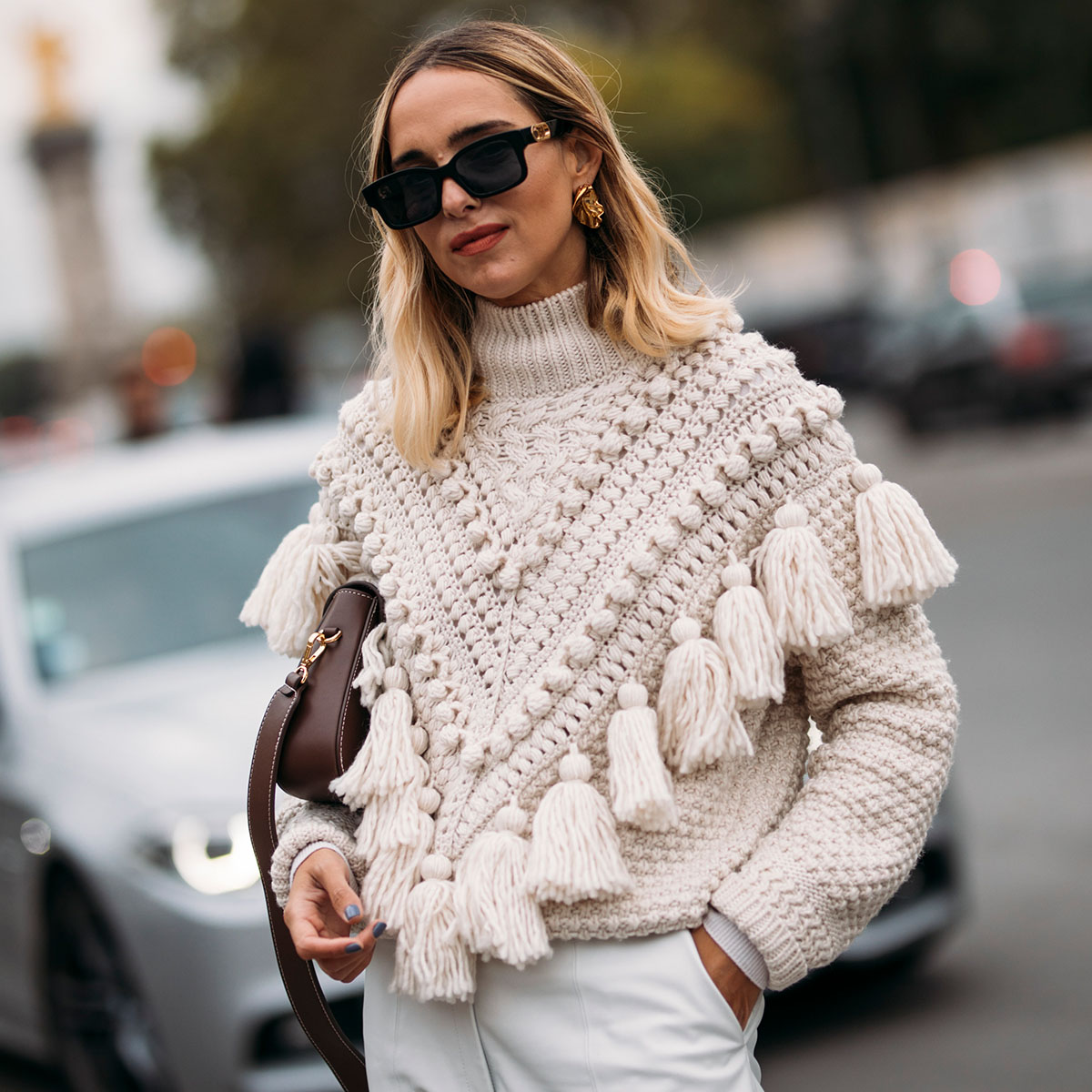36 Statement Sweaters to Wear With Your Jeans This Winter