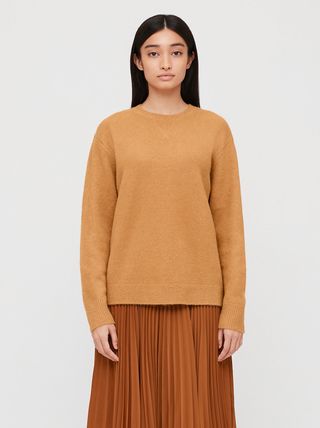 Uniqlo + Souffle Yarn Crew Neck Long-Sleeve Sweater