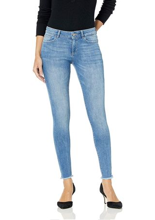 DL1961 + Emma Instasculpt Low Rise Skinny Fit Jeans in Everly