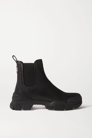 Gucci + Leon Leather Chelsea Boots