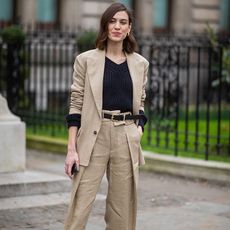 best-alexa-chung-street-style-outfits-289391-1601547820218-square