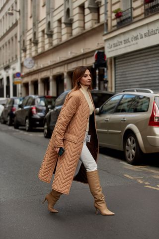 paris-fashion-week-street-style-spring-2021-289415-1602014091416-image