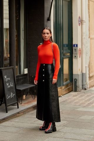 paris-fashion-week-street-style-spring-2021-289415-1602014094218-image
