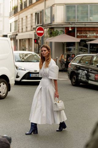 paris-fashion-week-street-style-spring-2021-289415-1602014095636-image
