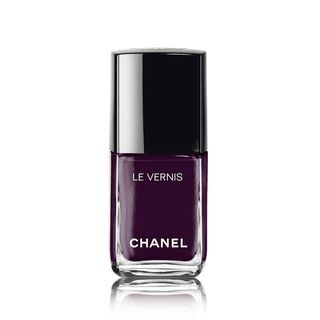Chanel + Le Vernis Longwear Nail Colour in Prune Dramatique