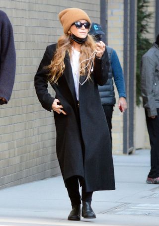 mary-kate-olsen-jeans-and-boots-289528-1602193815017-image