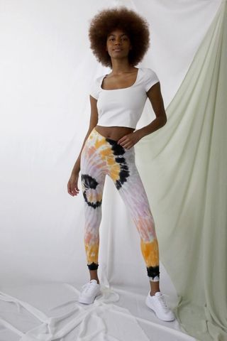 Electric 
Rose + Electric 
Rose Sunset Tie-Dye Legging