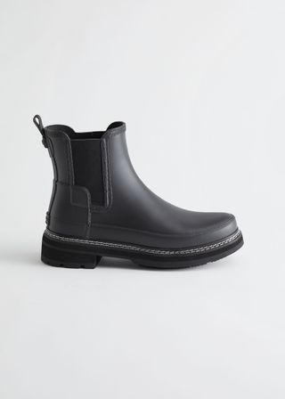 & Other Stories + Hunter Refined Stitch Chelsea Boots