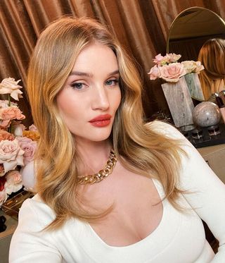 rosie-huntington-whiteley-favorite-beauty-products-289681-1603471350868-main