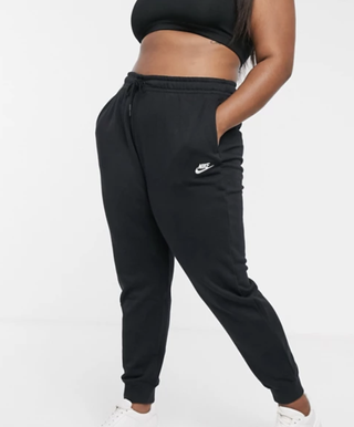 Nike + Sweatpants
