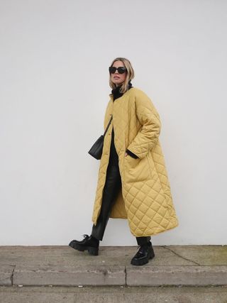how-to-wear-a-puffer-coat-289799-1603812166358-image