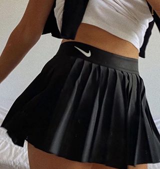 tennis-skirt-outfits-289804-1603834078513-image