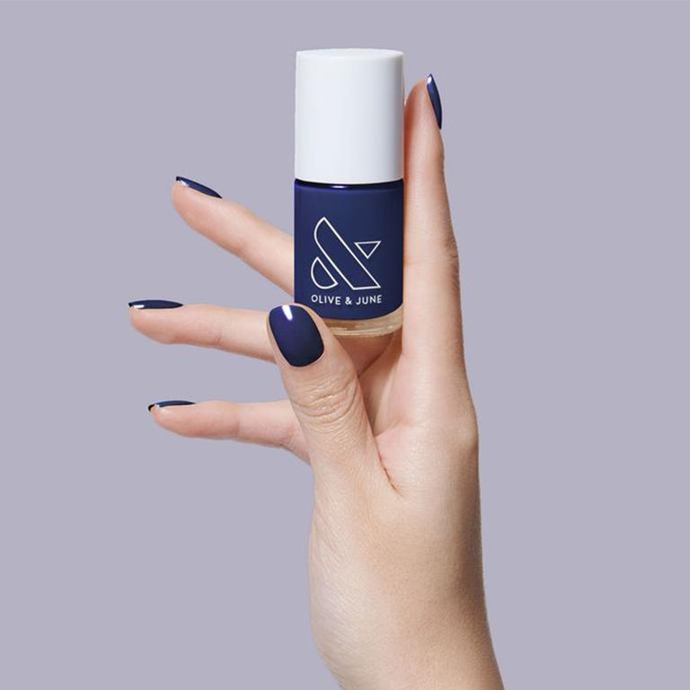 The 15 Best Nail Colors to Wear in November | Who What Wear