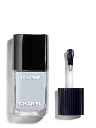 Chanel + Longwear Nail Color in 152 Muse