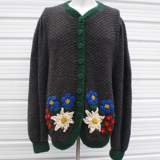 Vintage + Cardigan Wool