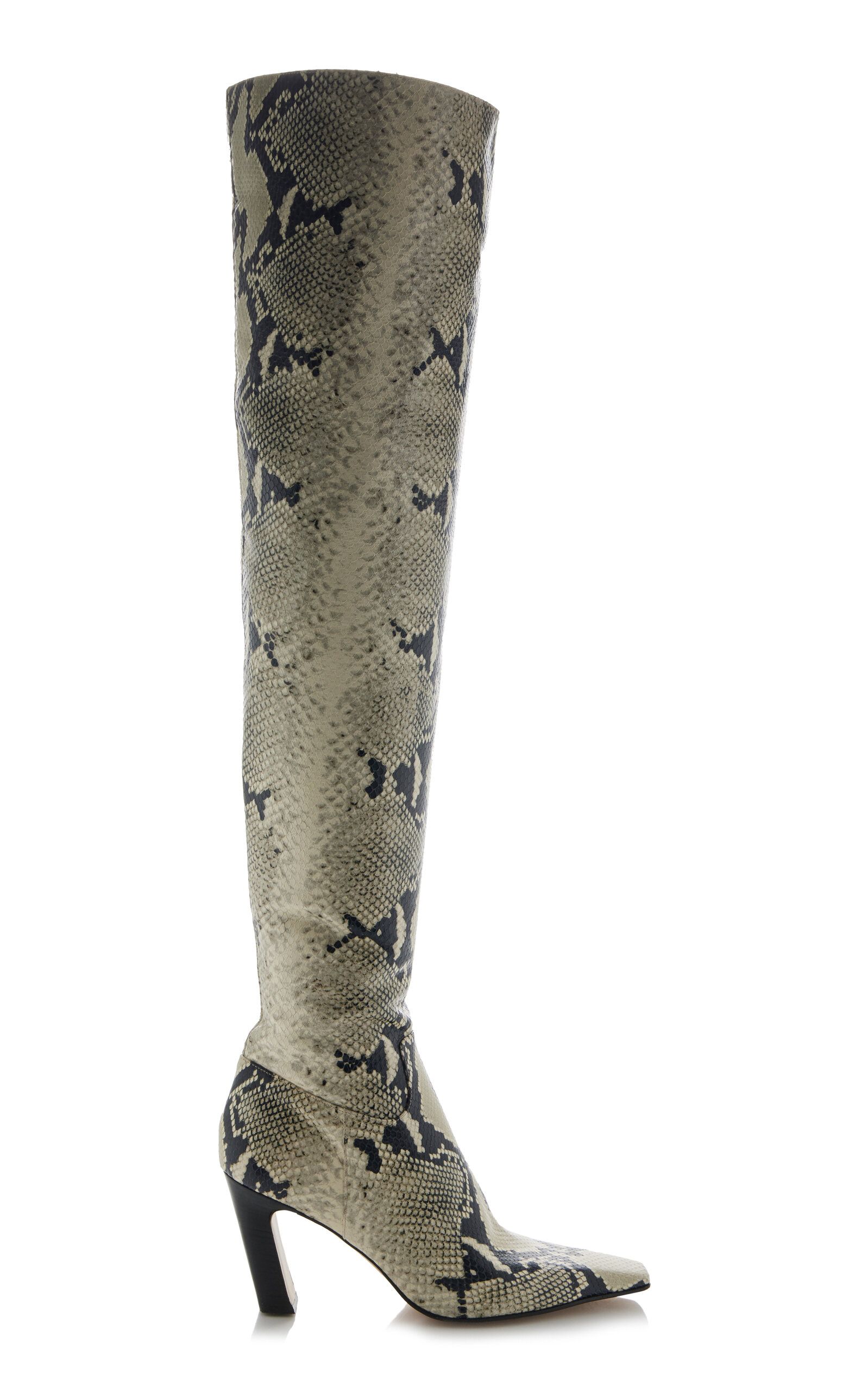 over the knee ladies boots