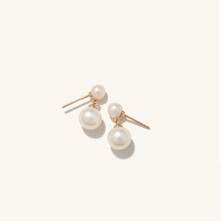 Mejuri + Essential Pearl Earrings