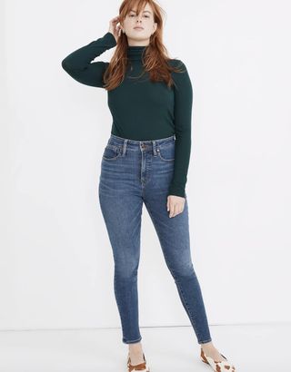 Madewell + Curvy High-Rise Skinny Jeans in Wendover Wash