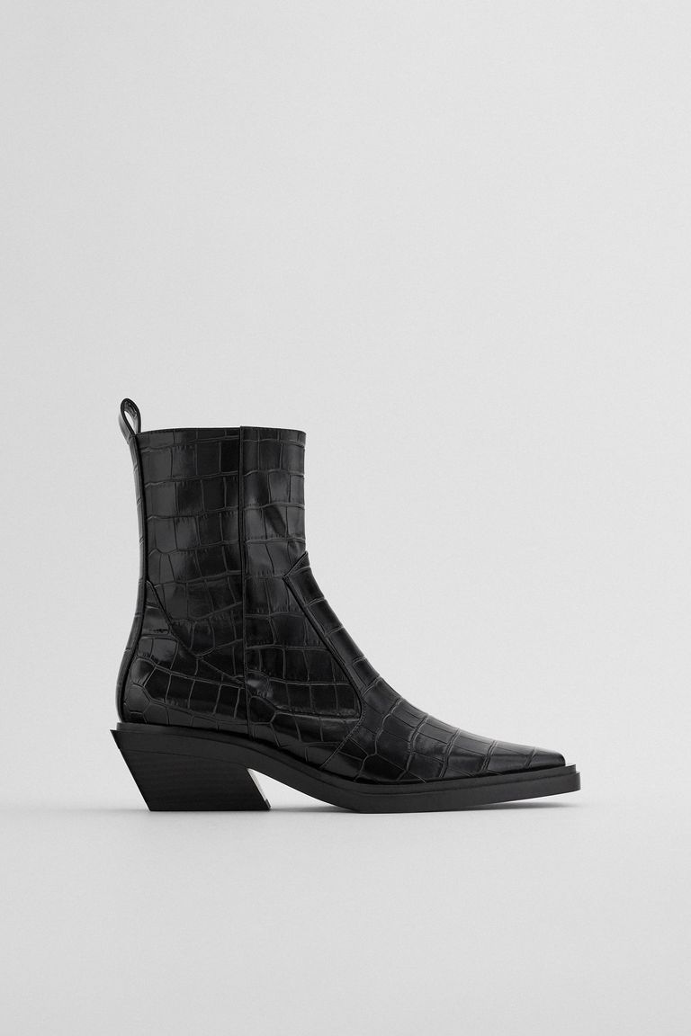 The 30 Best Winter Boots at Zara | Who What Wear