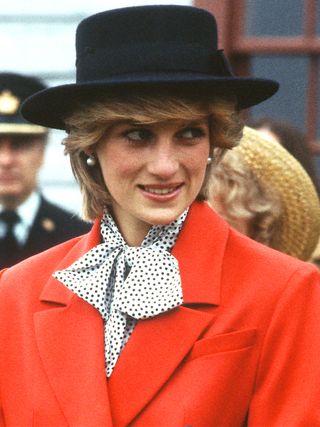 the-crown-princess-diana-trends-290376-1606492529085-image
