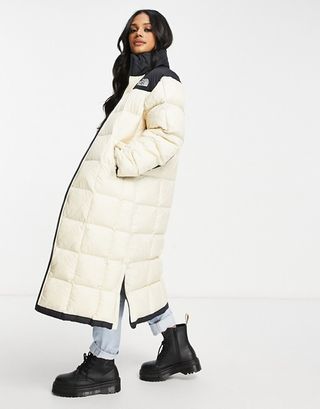 The North Face + Lhotse Duster Jacket in Cream