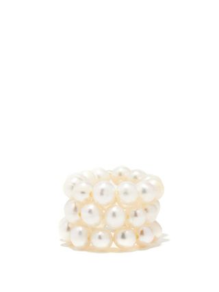 Timeless Pearly + Set of Three Pearl Stacking Rings