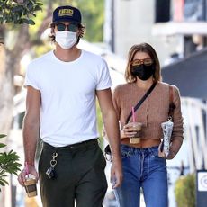 most-popular-face-mask-kaia-gerber-290623-1607115873597-square