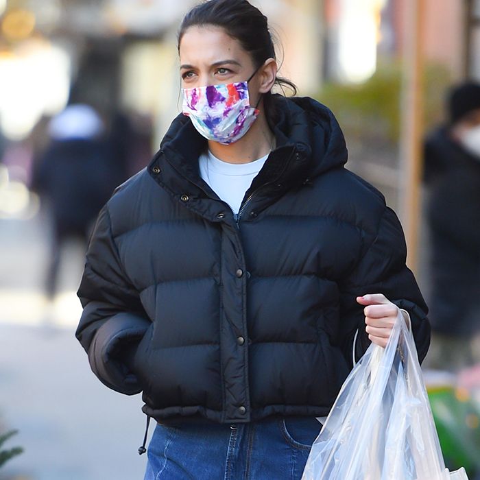 Celebrities in Puffer Coats Including VB and Katie Holmes Who What Wear