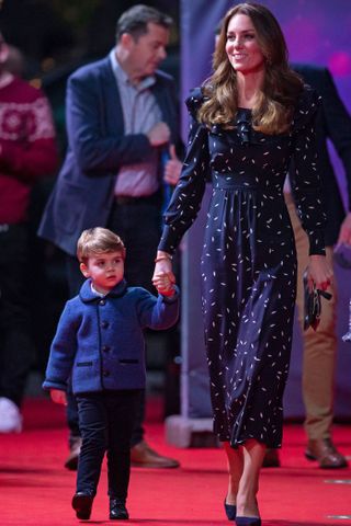 kate-middleton-kids-red-carpet-290779-1607727378448-image