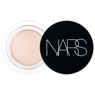 Nars + Soft Matte Complete Concealer