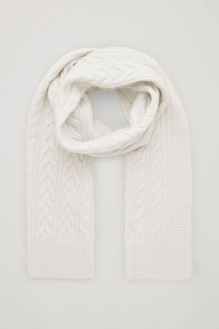 Cos + Wool-Yak Cable Knit Scarf